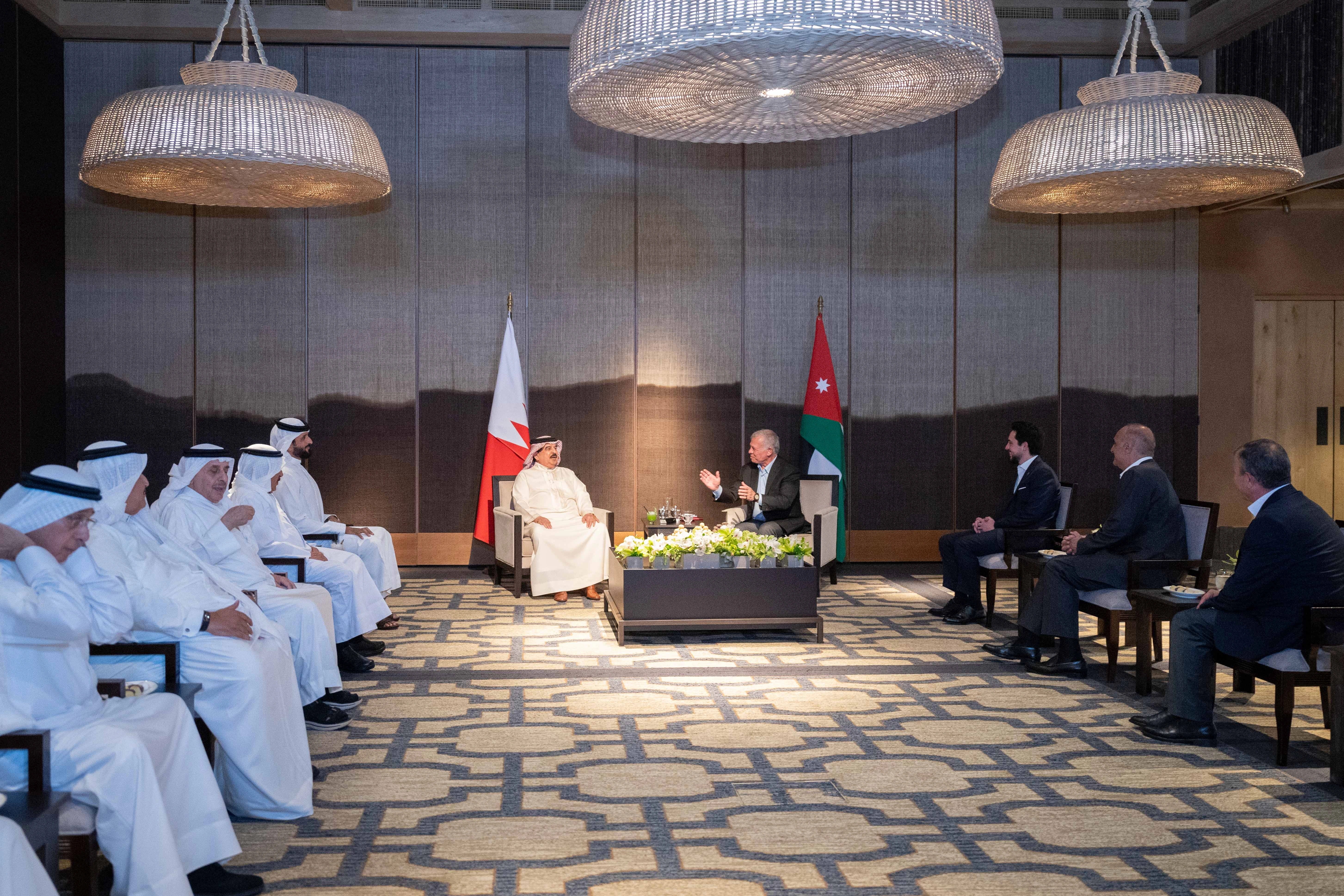 King, Bahrain monarch stress need to maintain Arab coordination