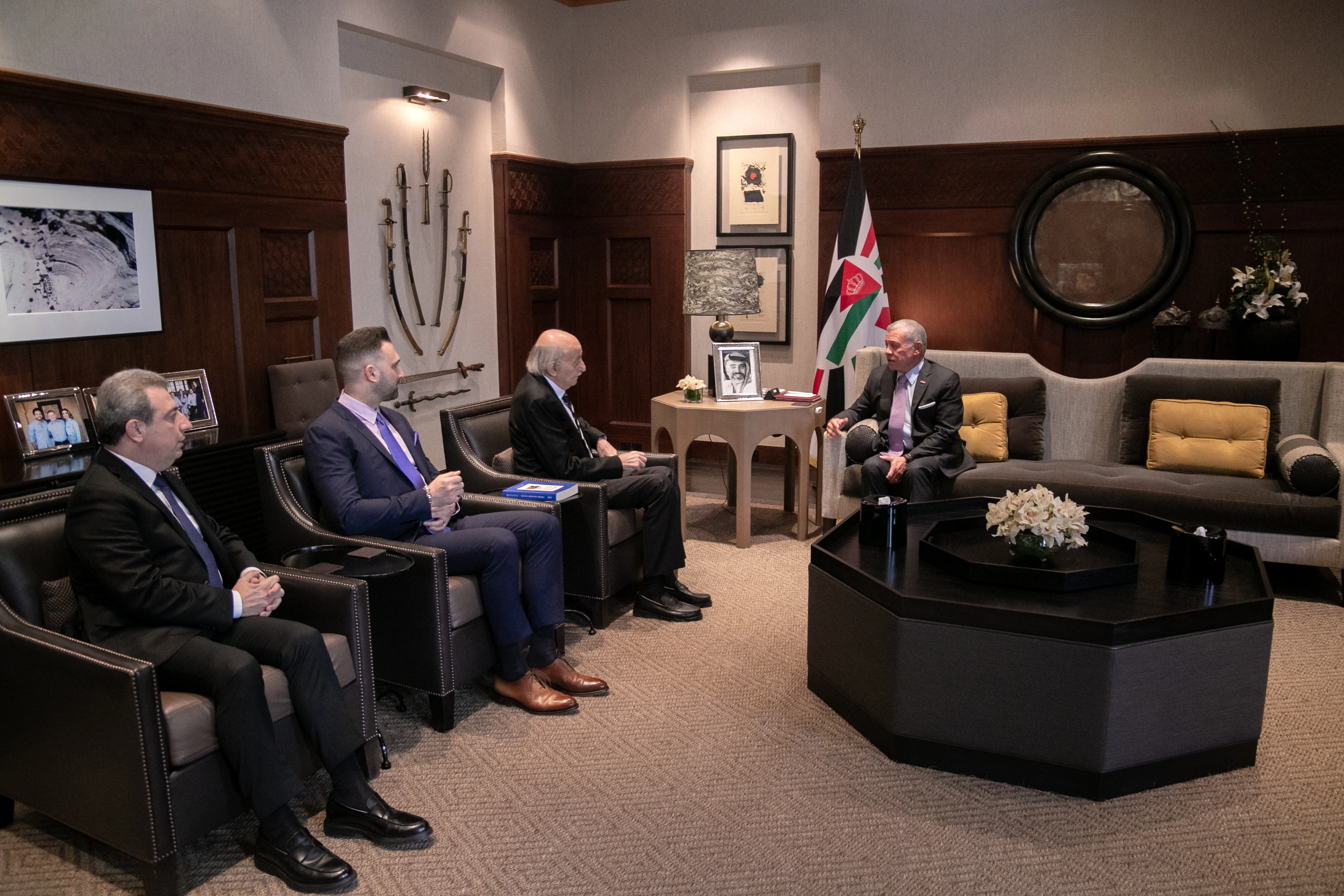 King receives former president of Lebanese Progressive Socialist Party