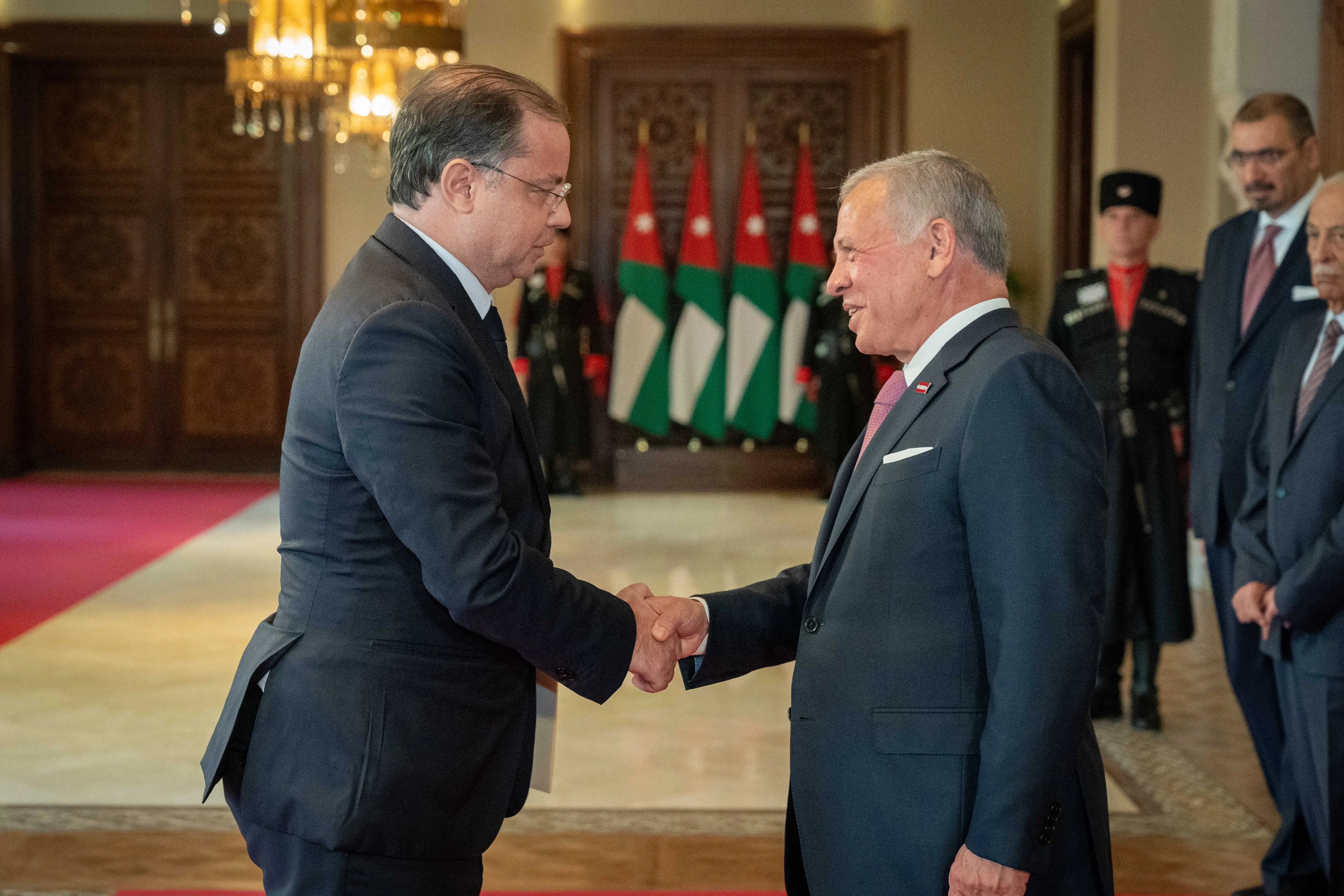 King accepts credentials of new ambassadors