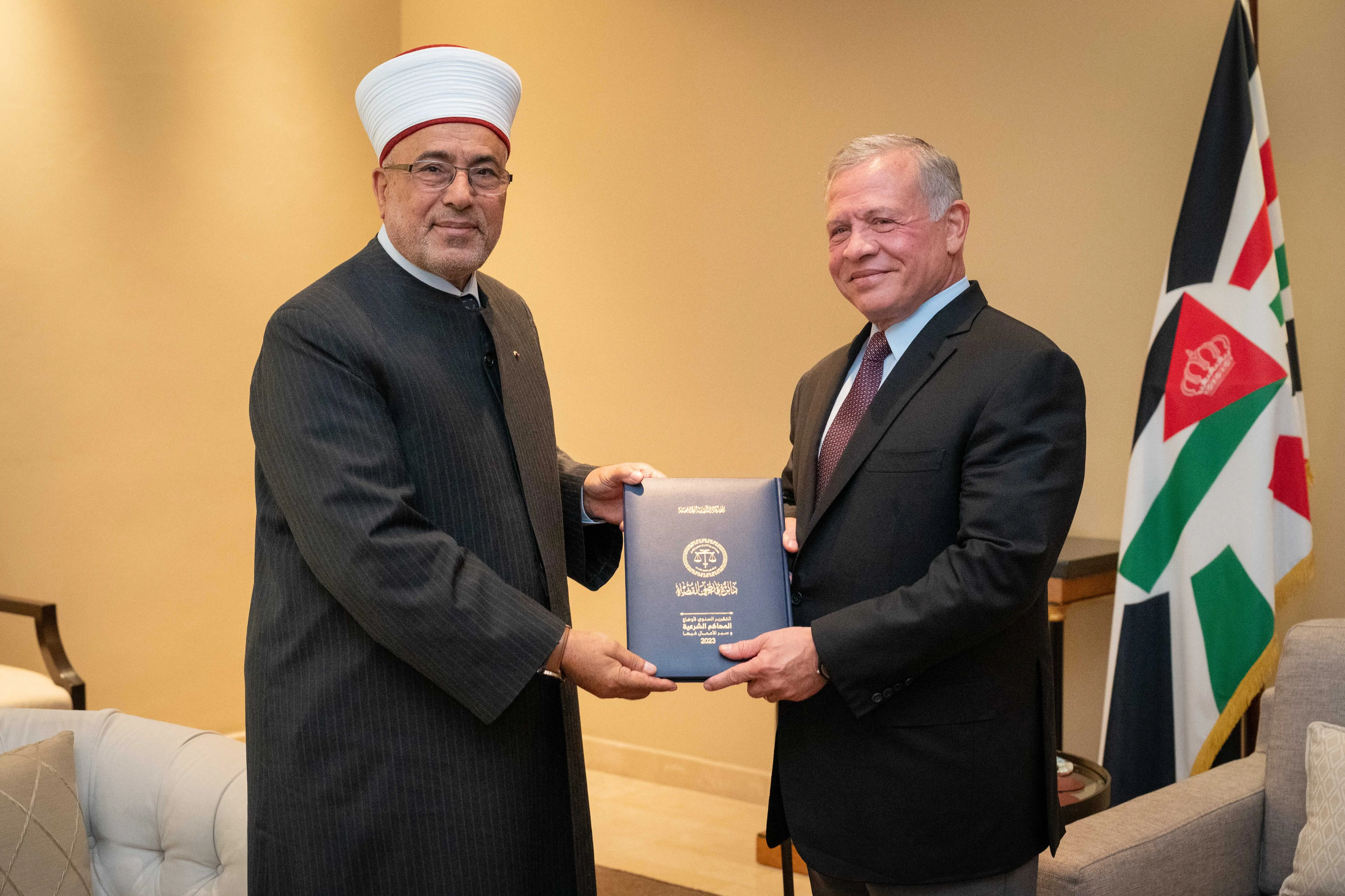 King stresses importance of continuing digital transformation at Sharia Courts