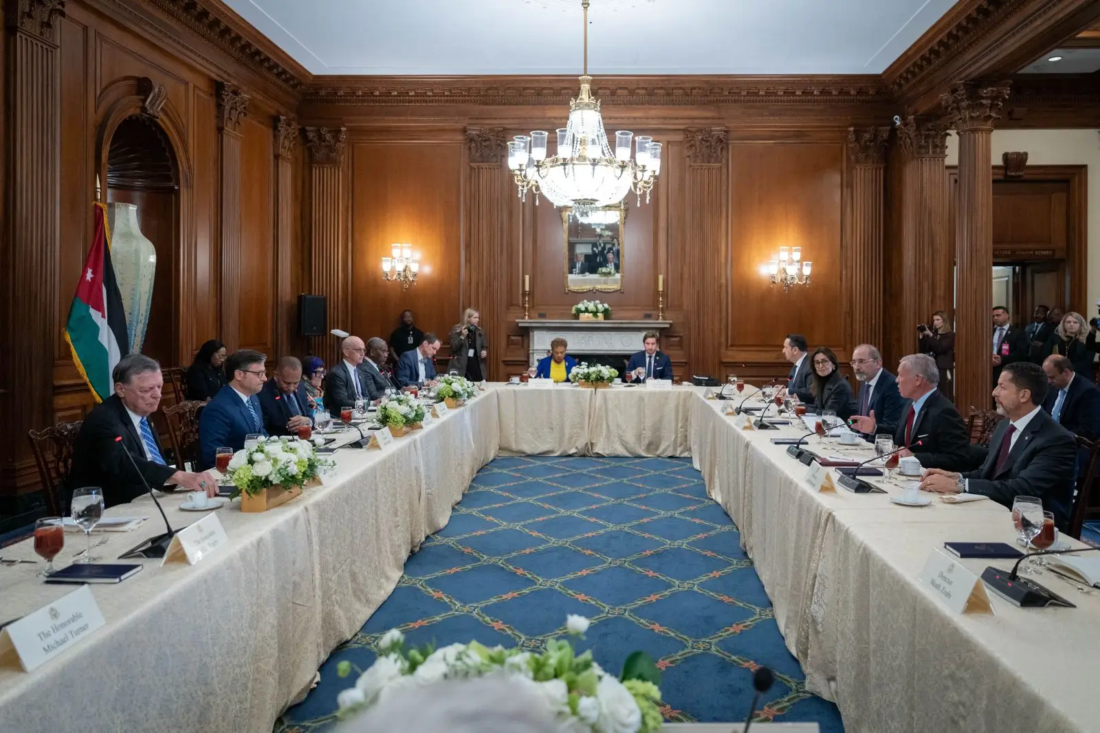 King meets US Congress leaders, chairs, members of House, Senate committees