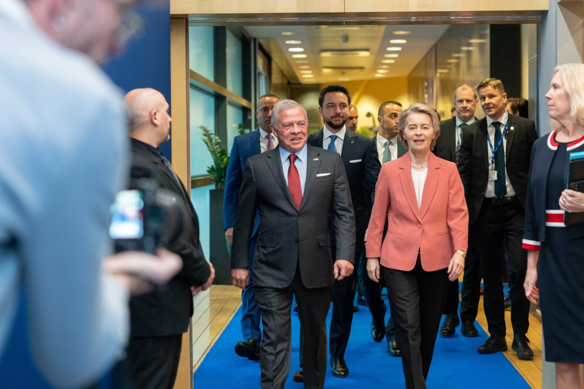 King meets EU officials in Brussels