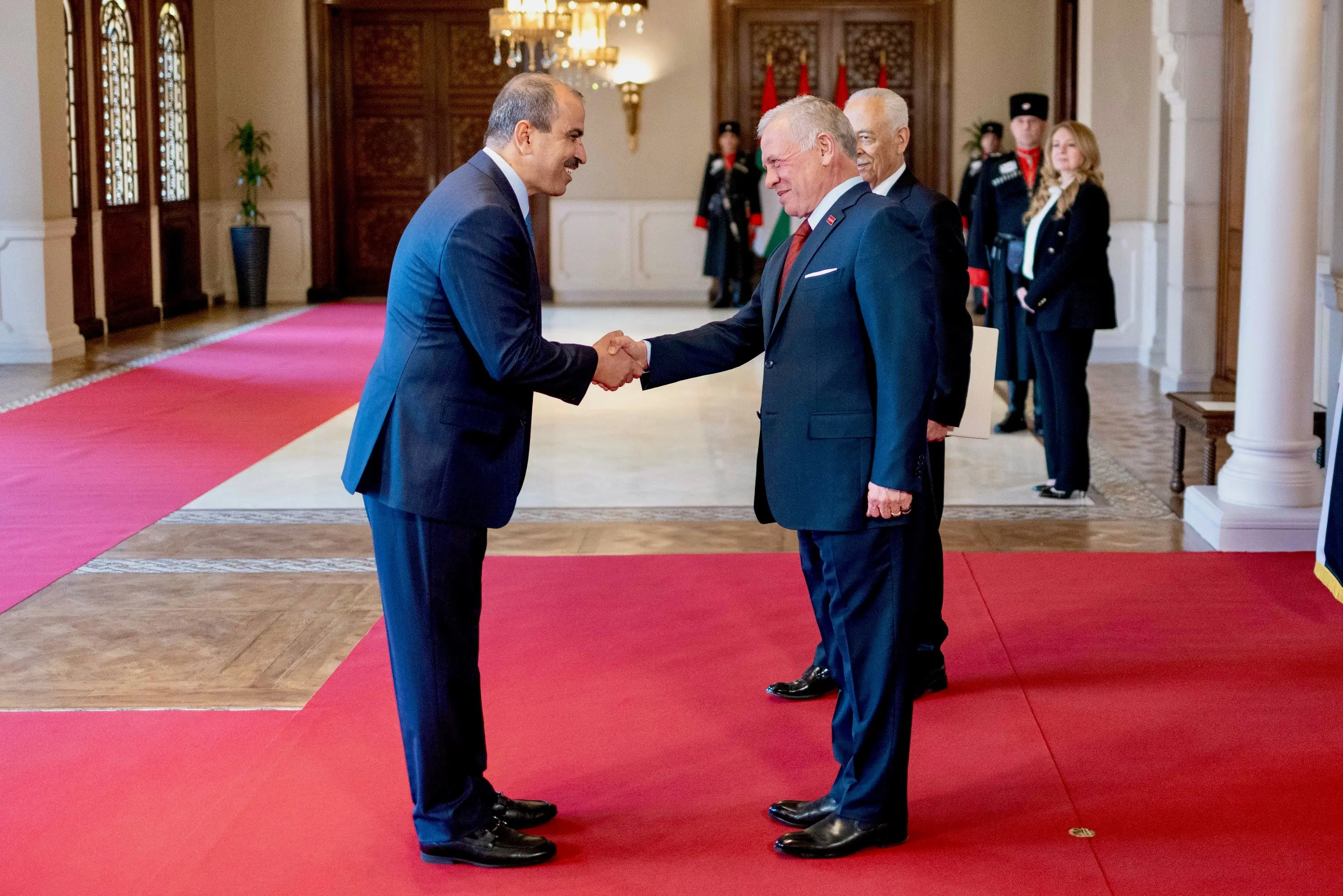 King accepts credentials of new ambassadors